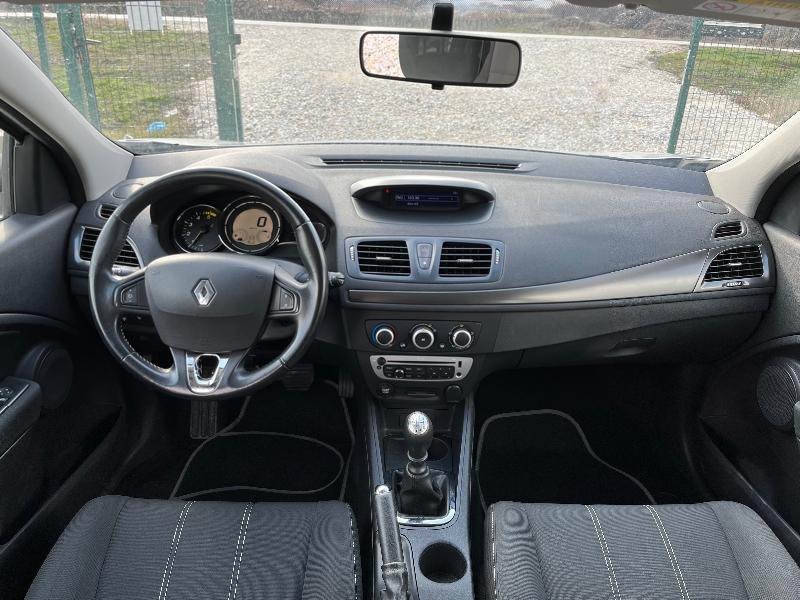 Renault Megane 1.5dci 110k.c euro5b 2015, снимка 8 - Автомобили и джипове - 36091439