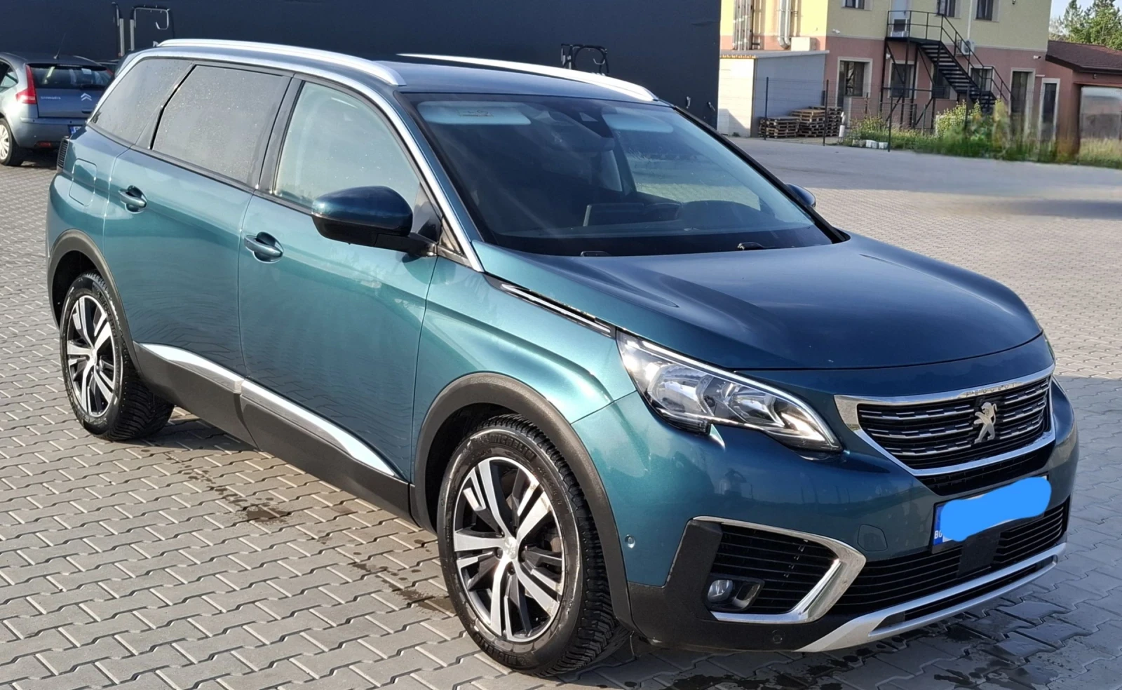Peugeot 5008 Allure 1.2 PureTech, снимка 1