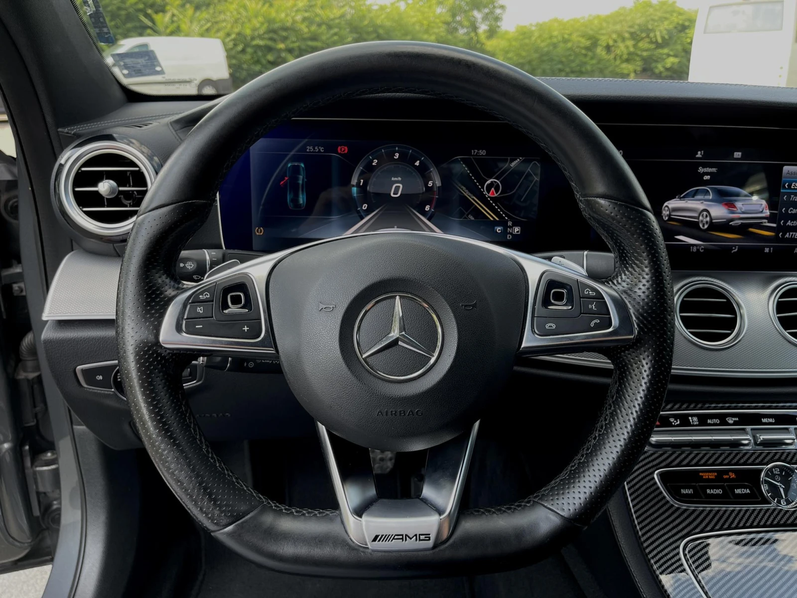 Mercedes-Benz E 220 Е43 AMG пакет 9G 360camera - изображение 10