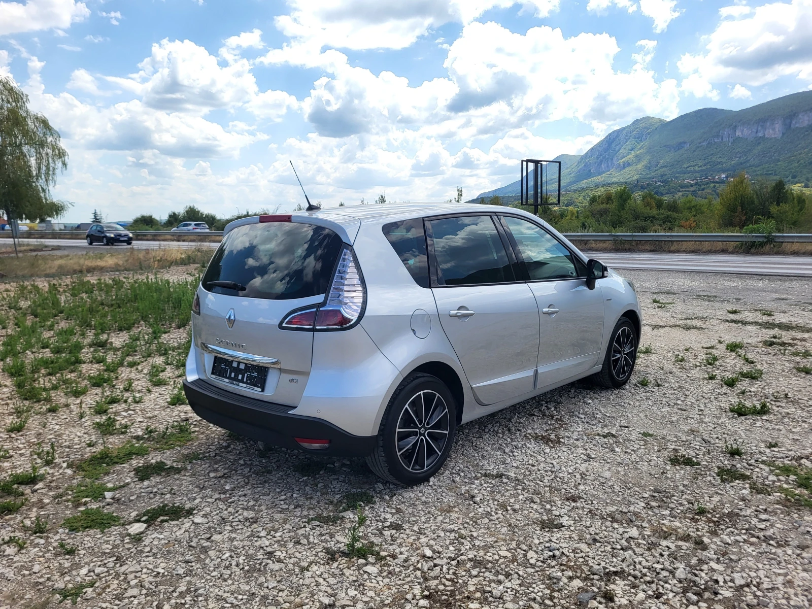 Renault Scenic 1.6dCi BOSE - изображение 5