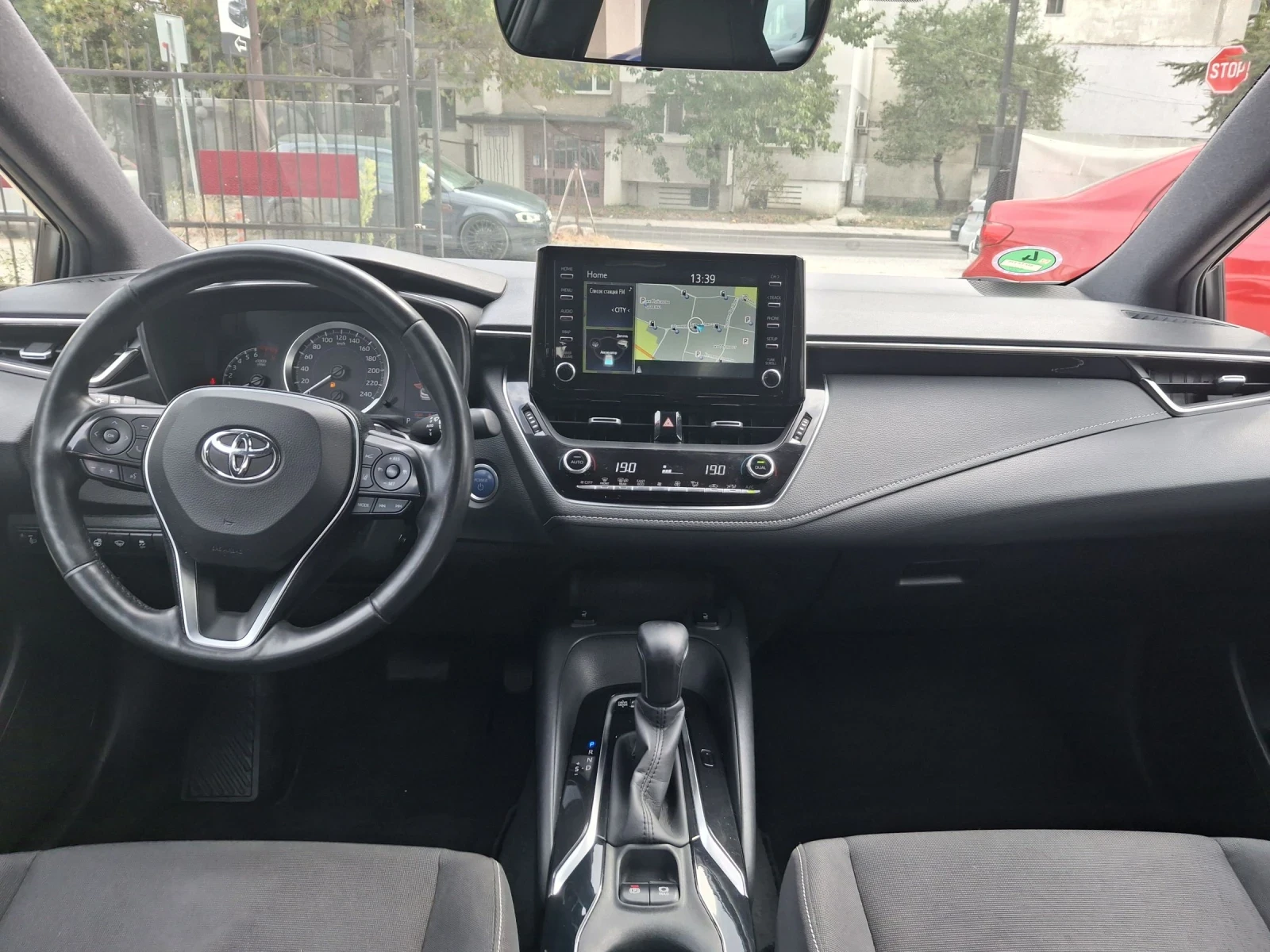 Toyota Corolla 2.0TS - изображение 10