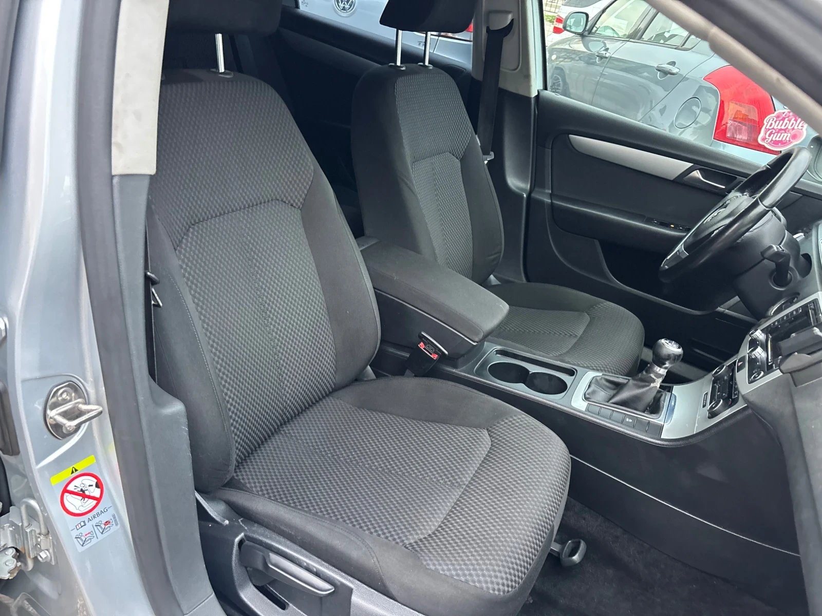 VW Passat 2.0TDI - изображение 8