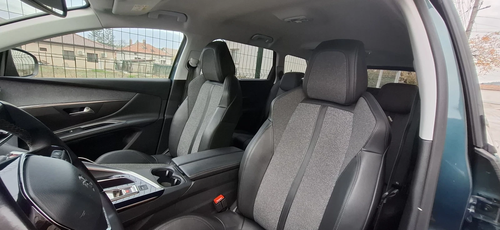 Peugeot 5008 Allure 1.2 PureTech | Mobile.bg   10