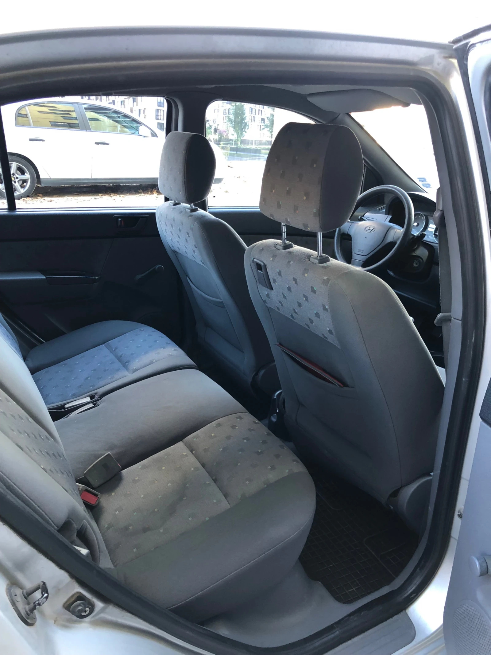 Hyundai Getz 1.1 - изображение 8