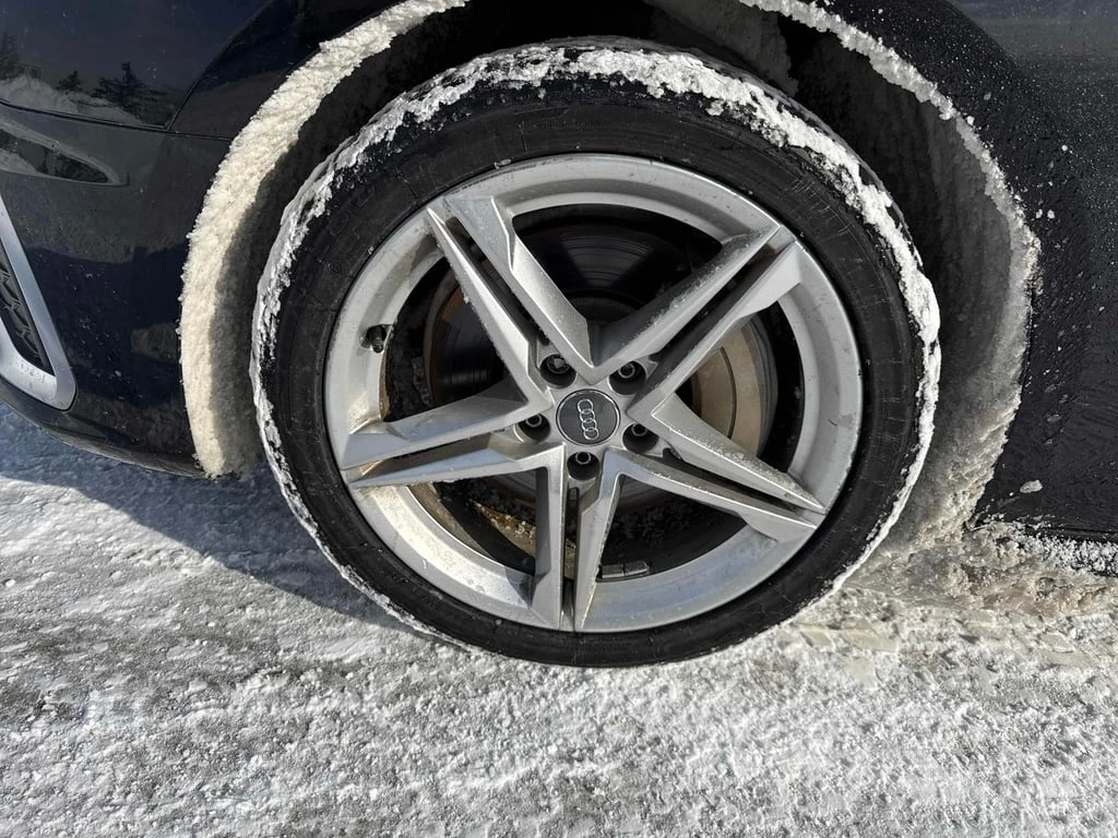 Audi A4 * Progressiv * MATRIX* S-LINE* DISTRONIC* CARFAX * - изображение 7