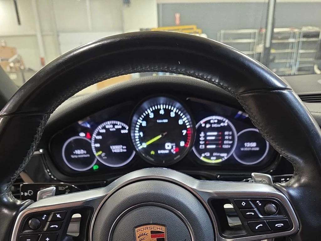 Porsche Panamera 4  CARFAX - изображение 7