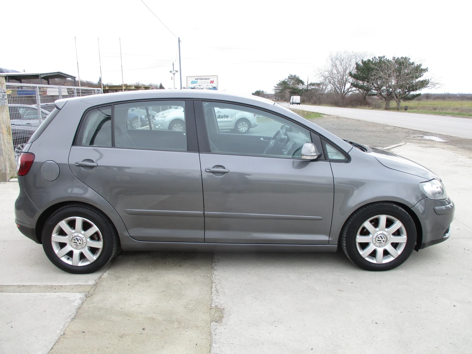 VW Golf Plus 2.0TDI/140кс./6-СКОРОСТИ/КАТО НОВА - изображение 3