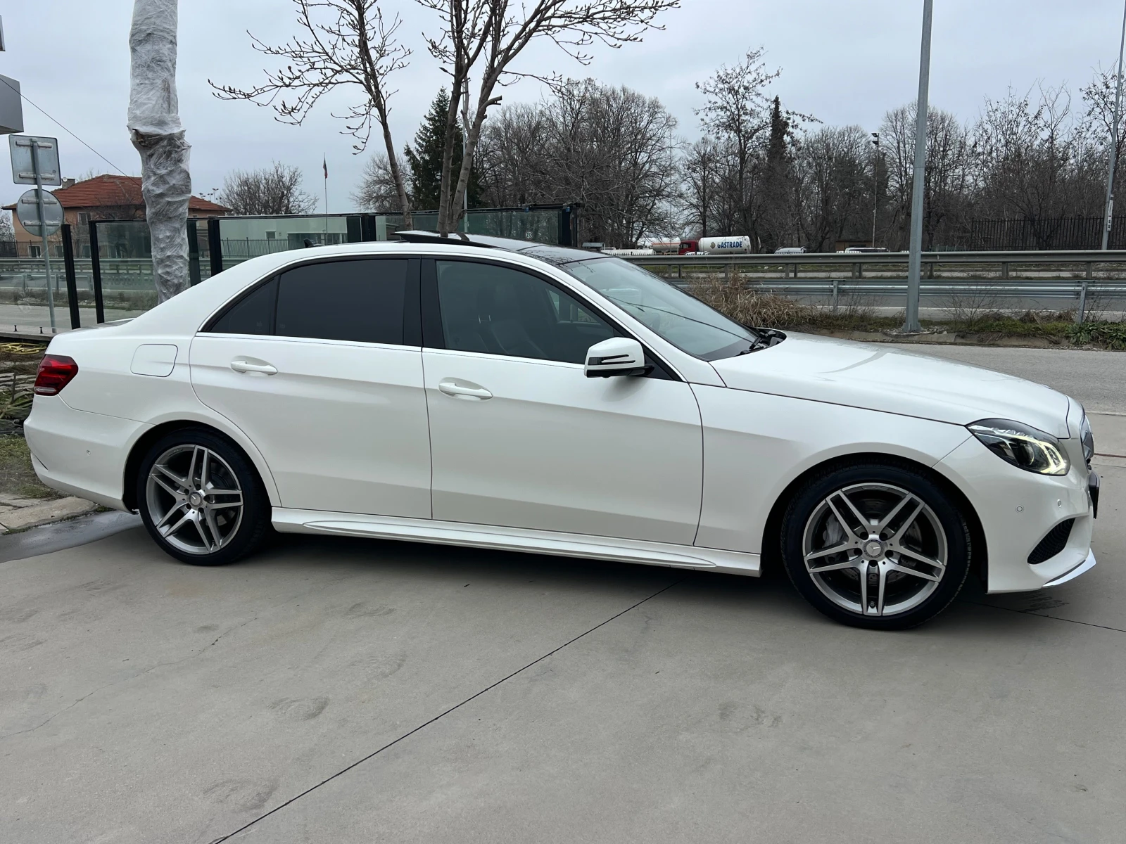 Mercedes-Benz E 350 CDI BT, 9G-Tronic, AMG LINE, PANORAMA, NAVI+ CAMER | Mobile.bg � ����������� 4