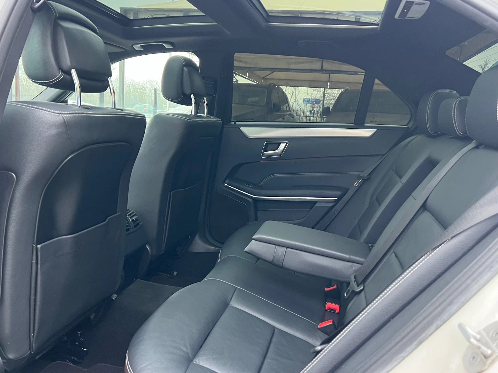 Mercedes-Benz E 350 CDI BT, 9G-Tronic, AMG LINE, PANORAMA, NAVI+ CAMER | Mobile.bg � ����������� 13