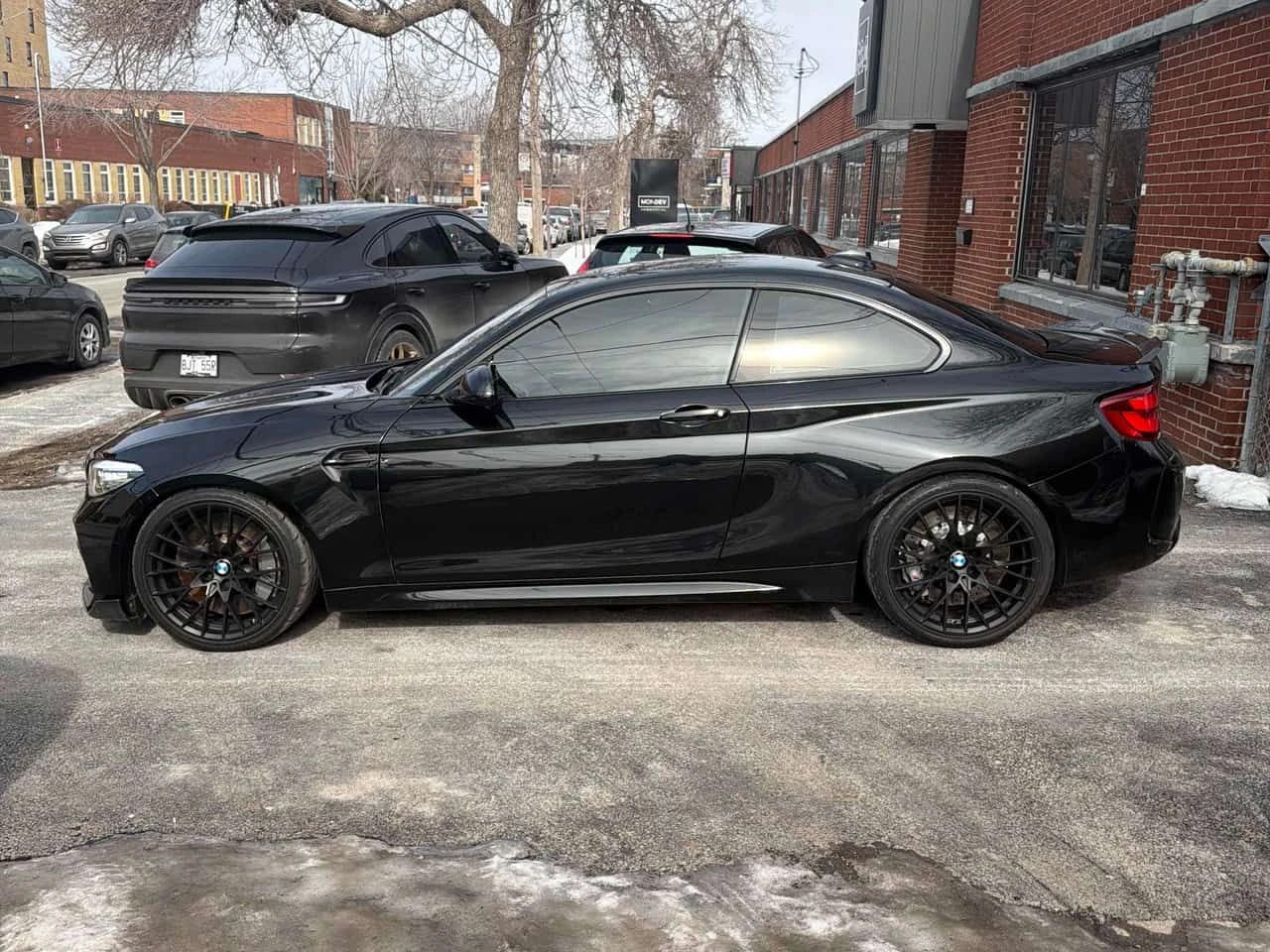 BMW M2 * Competition * CARFAX * ПОДГРЕВ* РЪЧНИ СКОРОСТИ* , снимка 2 - Автомобили и джипове - 53738510