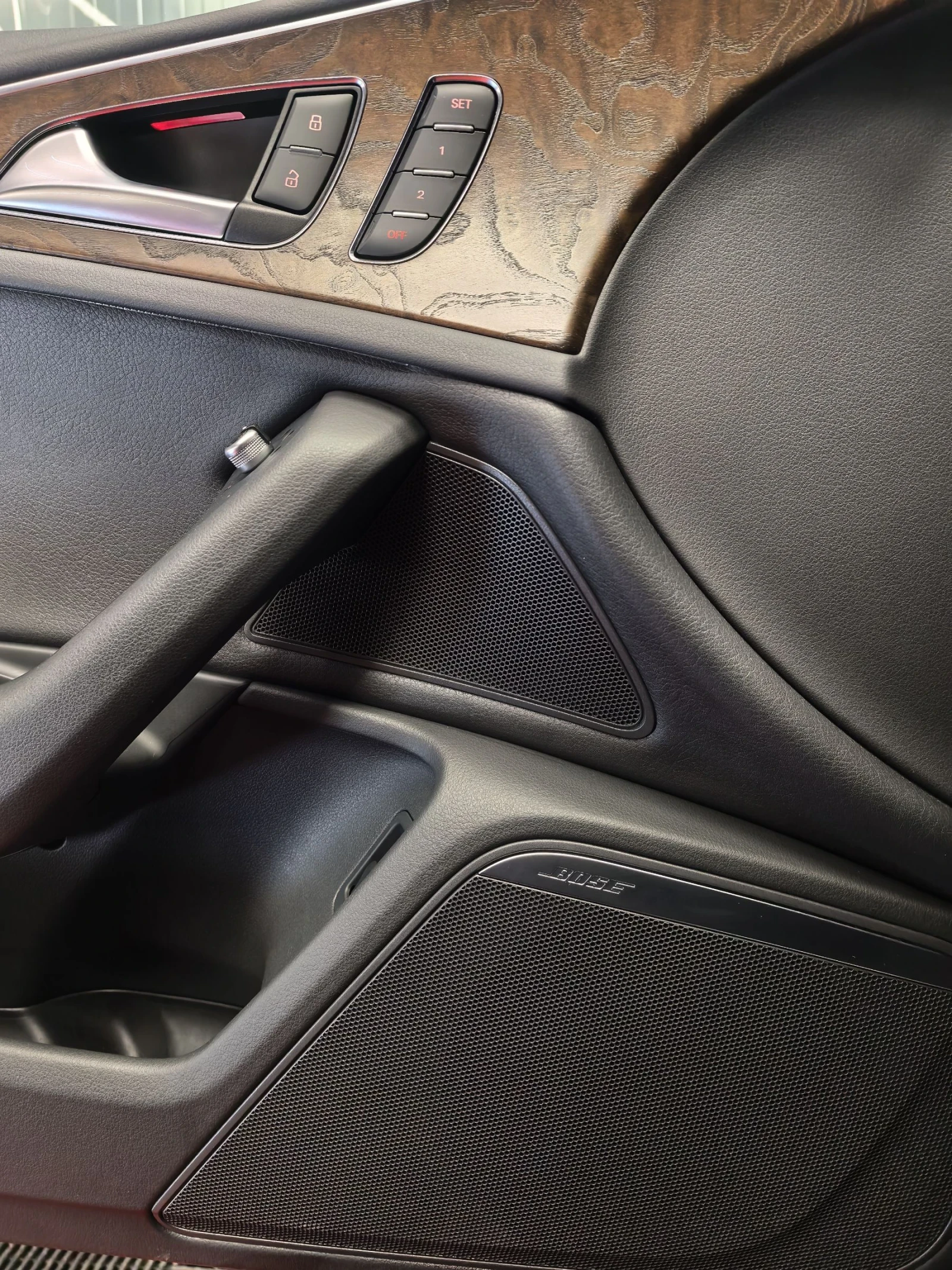 Audi A6 3.0T* 78000KM* 8ZF* PRESTIGE* BOSE* DISTR* ОБДУХВА, снимка 13 - Автомобили и джипове - 53786257