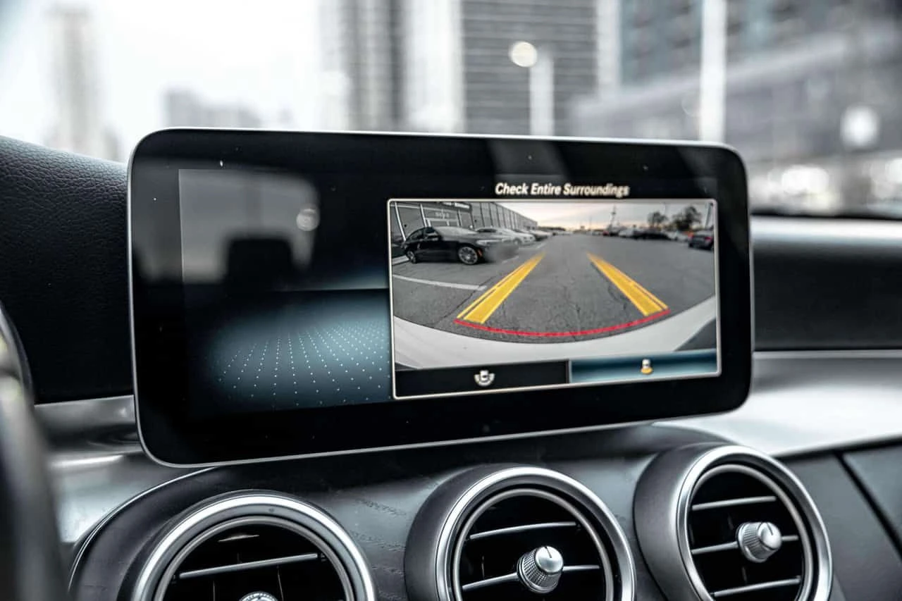 Mercedes-Benz C 300 AMG Pack CARFAX, снимка 13 - Автомобили и джипове - 54138044