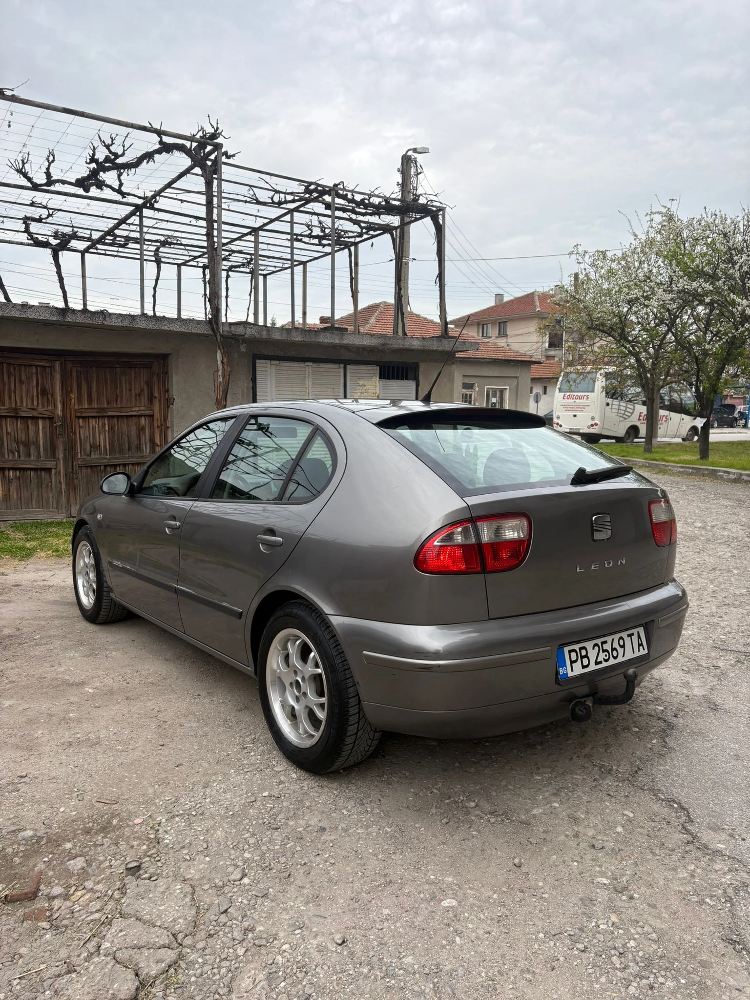 Seat Leon, снимка 7 - Автомобили и джипове - 54215293