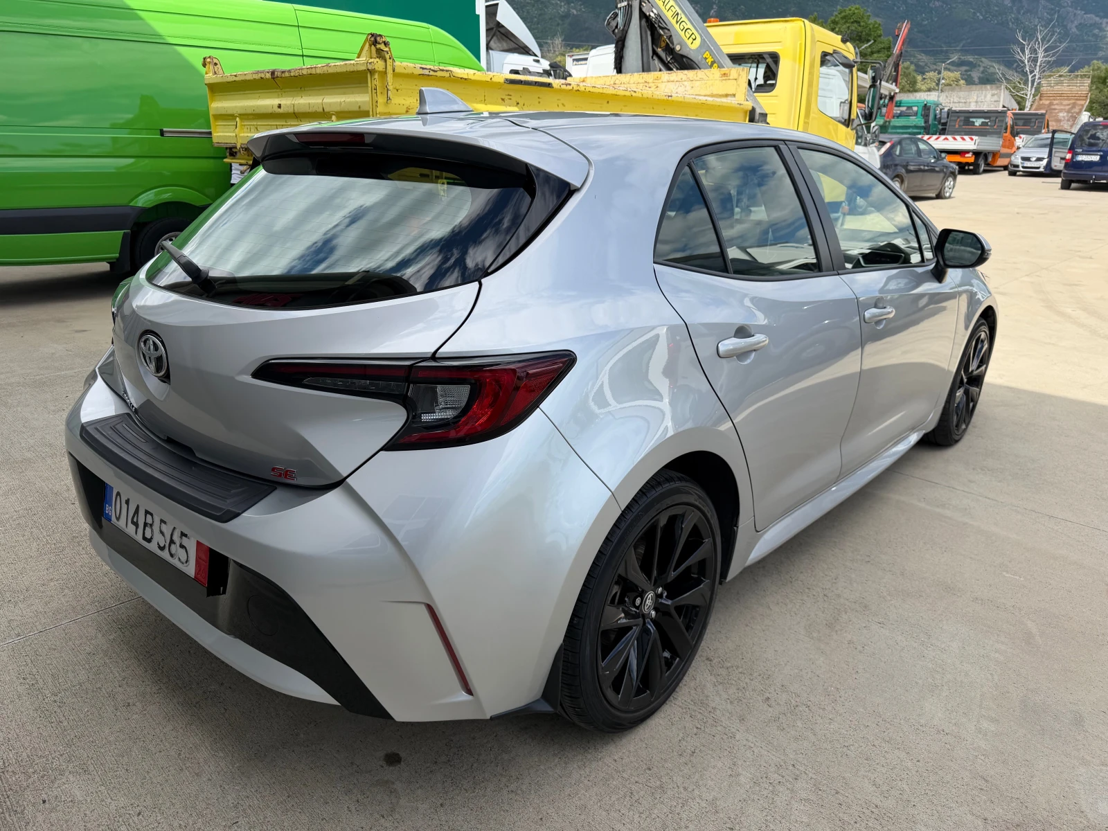 Toyota Corolla SE!ТОП!, снимка 4 - Автомобили и джипове - 54745762