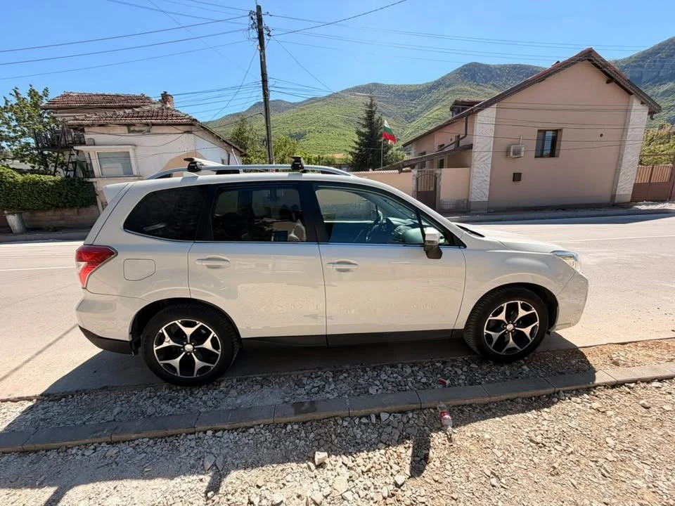 Subaru Forester, снимка 3 - Автомобили и джипове - 54852594