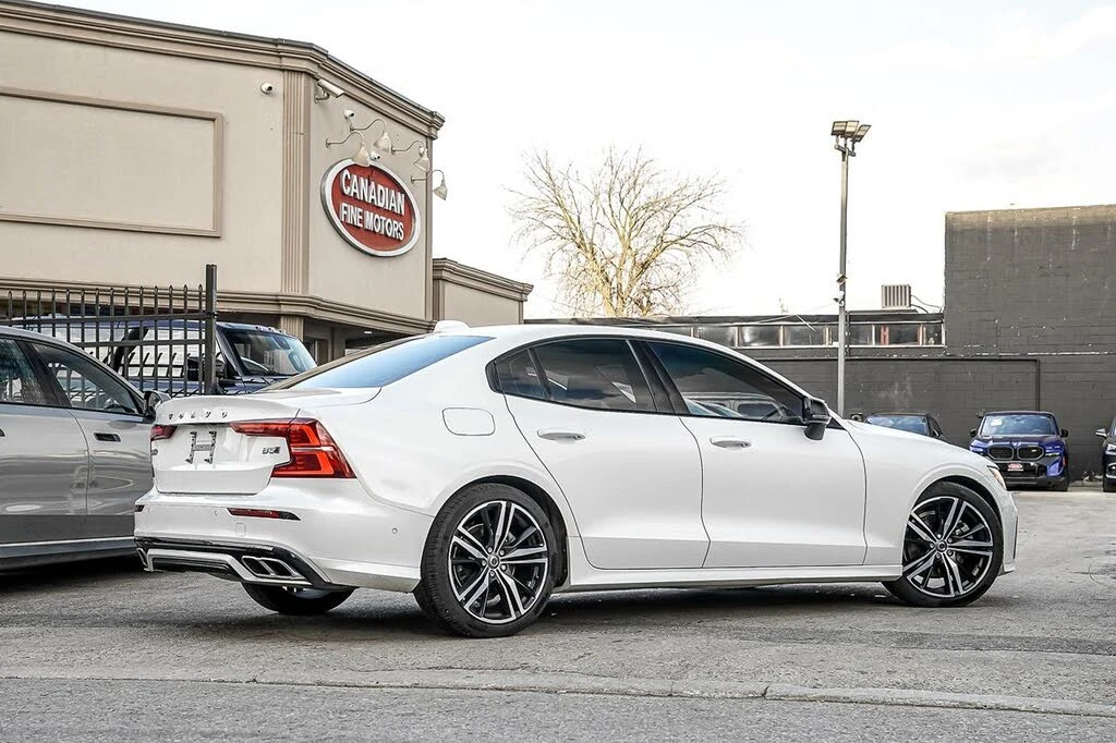 Volvo S60 B5 R-Design, снимка 6 - Автомобили и джипове - 55404393