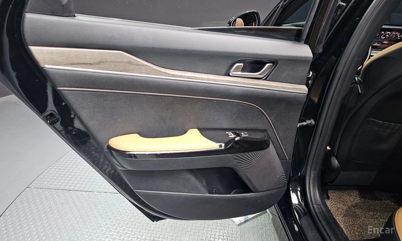 Kia K5 * КРАЙНА ЦЕНА ДО БЪЛГАРИЯ * АВТОКРЕДИТ, снимка 16 - Автомобили и джипове - 55542312