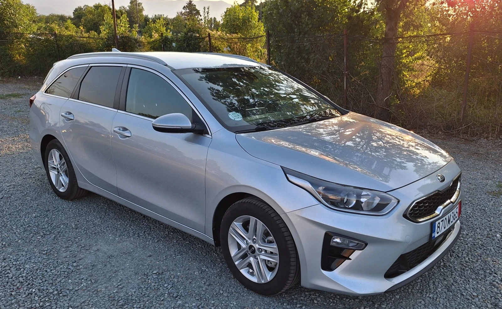 Kia Ceed 1.6-136кс.ВСИЧКИ ЕКСТРИ, снимка 2 - Автомобили и джипове - 55580220