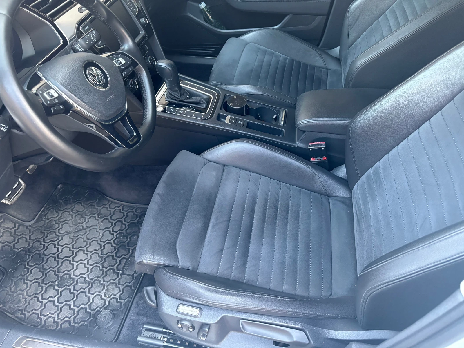 VW Passat, снимка 5 - Автомобили и джипове - 56045887