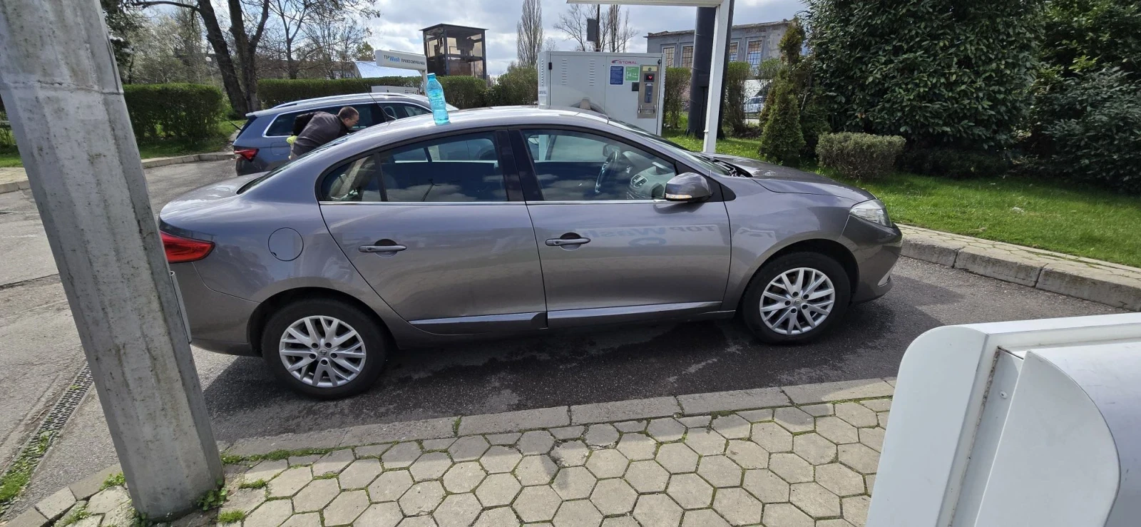 Renault Fluence 1.5 Dci, снимка 3 - Автомобили и джипове - 56124170