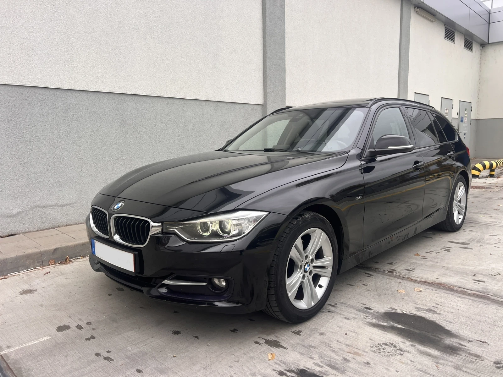 BMW 320 * SPORT* LED* TOP !! , снимка 2 - Автомобили и джипове - 56712358