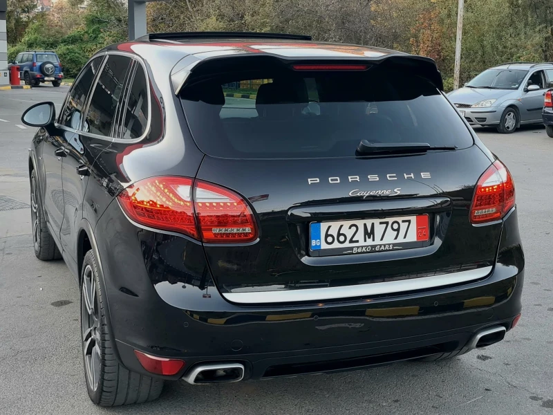 Porsche Cayenne S 4.2-дизел///Панорама///Топ състояние! , снимка 8 - Автомобили и джипове - 47908915