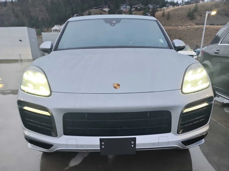 Porsche Cayenne 2019 S * CARFAX * БЕЗ ПЪРВОНАЧАЛНА ВНОСКА, снимка 2 - Автомобили и джипове - 52744590