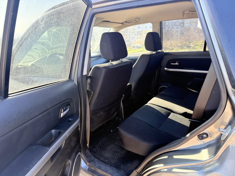 Suzuki Grand vitara 1.9, снимка 6 - Автомобили и джипове - 53181985