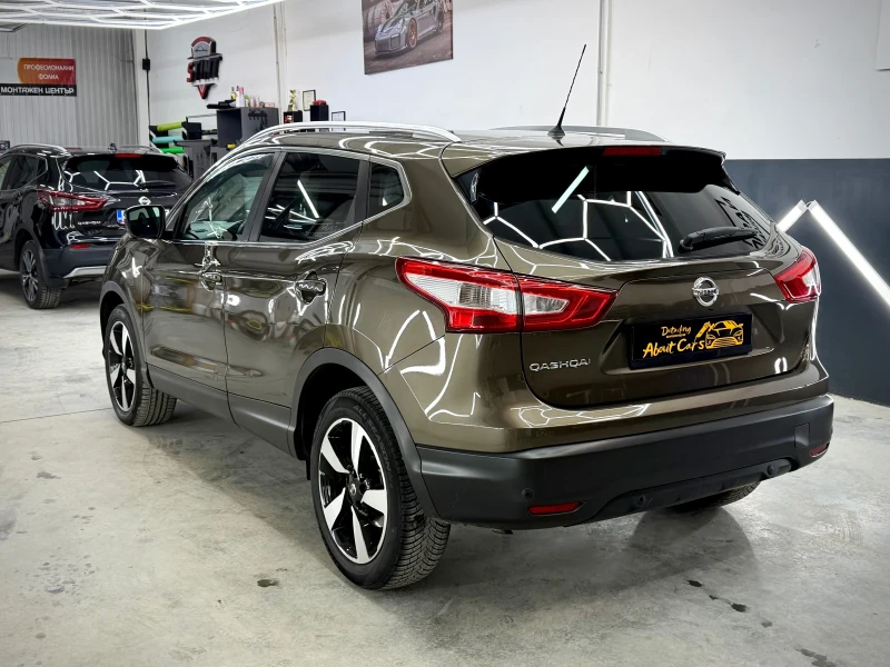 Nissan Qashqai 1.6dci* 4x4* TEKNA* Панорама* Кожа* Нави* Подгрев*, снимка 4 - Автомобили и джипове - 53541948