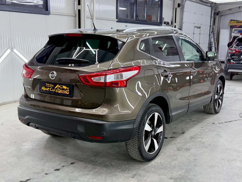 Nissan Qashqai 1.6dci* 4x4* TEKNA* Панорама* Кожа* Нави* Подгрев*, снимка 6 - Автомобили и джипове - 53541948