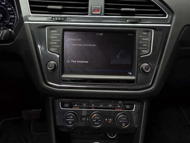 VW Tiguan 2.0 TSI 4Motion| 180к.с., снимка 14 - Автомобили и джипове - 56105092