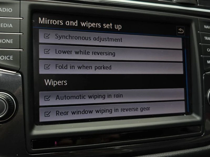 VW Tiguan 2.0 TSI 4Motion| 180к.с., снимка 16 - Автомобили и джипове - 56105092