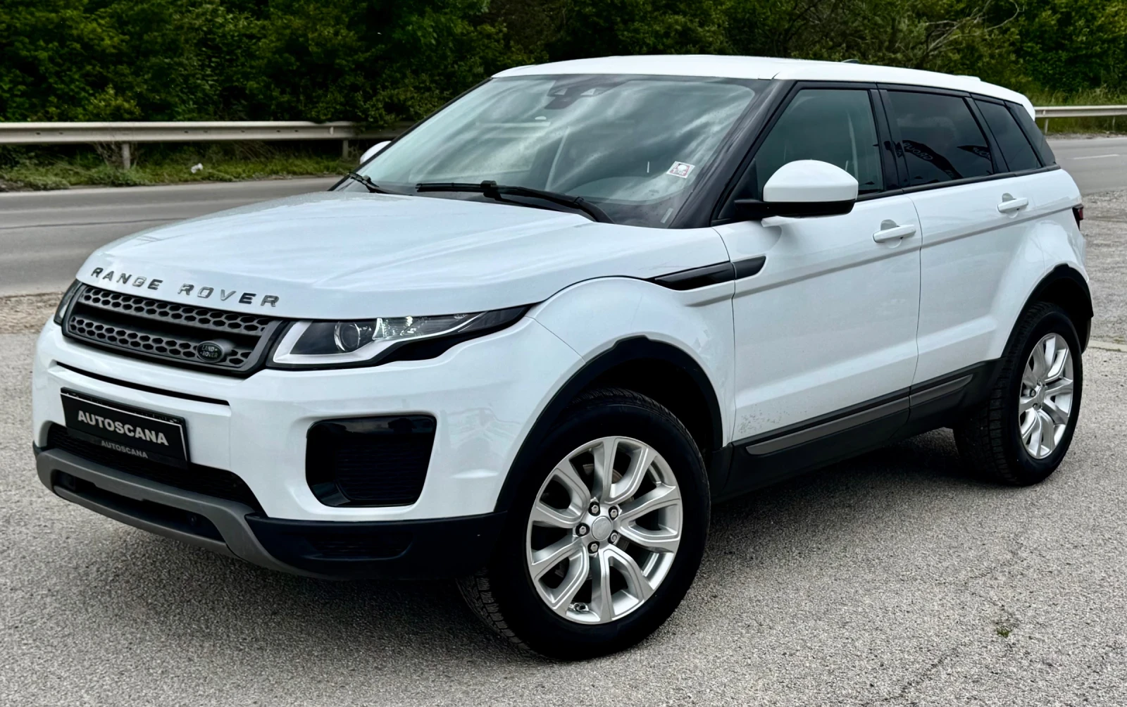 Land Rover Range Rover Evoque 2.0d-150kc.4X4 - изображение 2