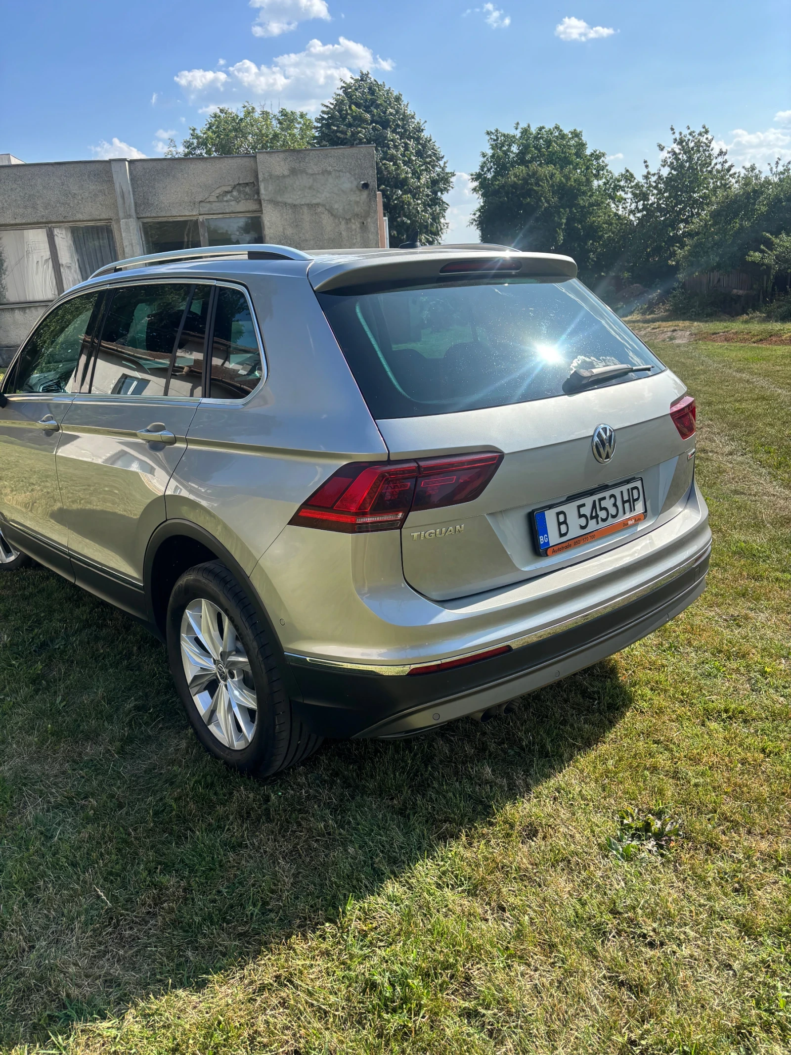 VW Tiguan 2.0 - изображение 5