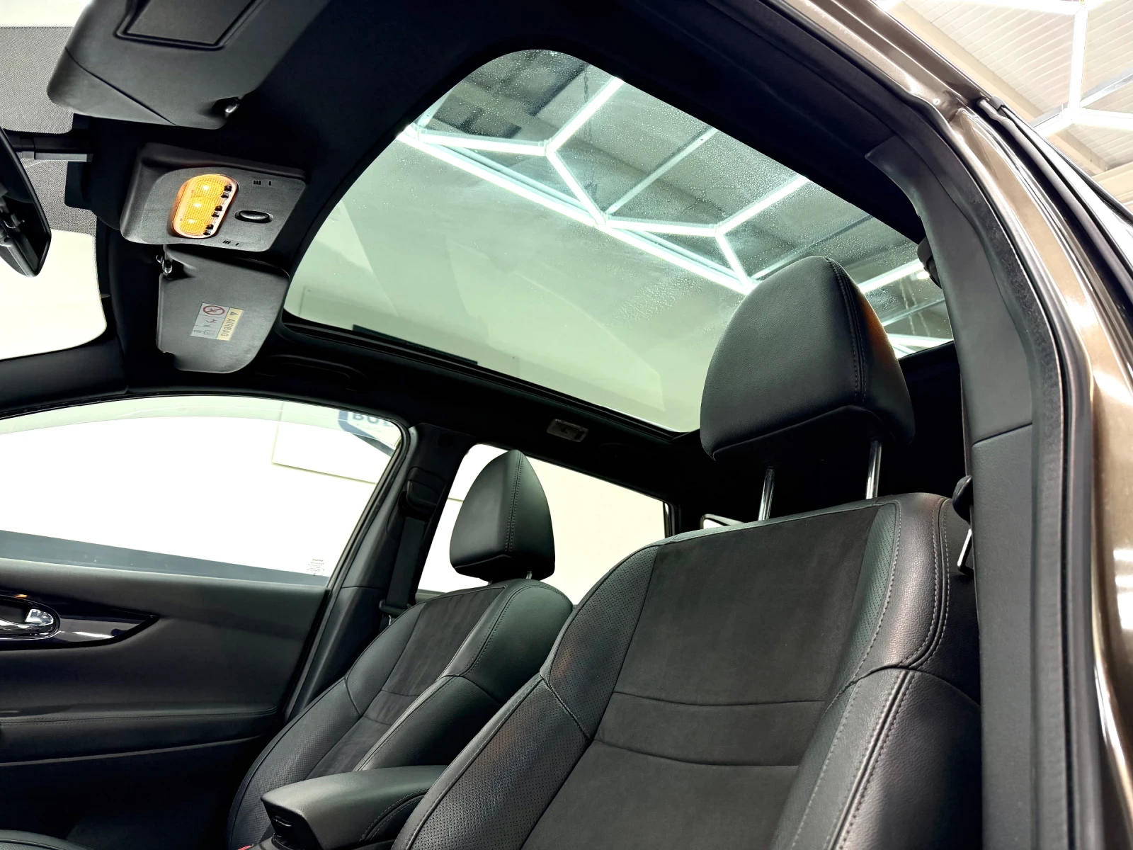 Nissan Qashqai 1.6dci* 4x4* TEKNA* ��������* ����* ����* �������* | Mobile.bg � ����������� 11