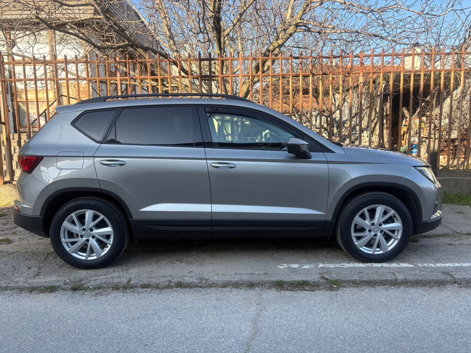 Seat Ateca 1.6 TDI  LED, снимка 10 - Автомобили и джипове - 54510726