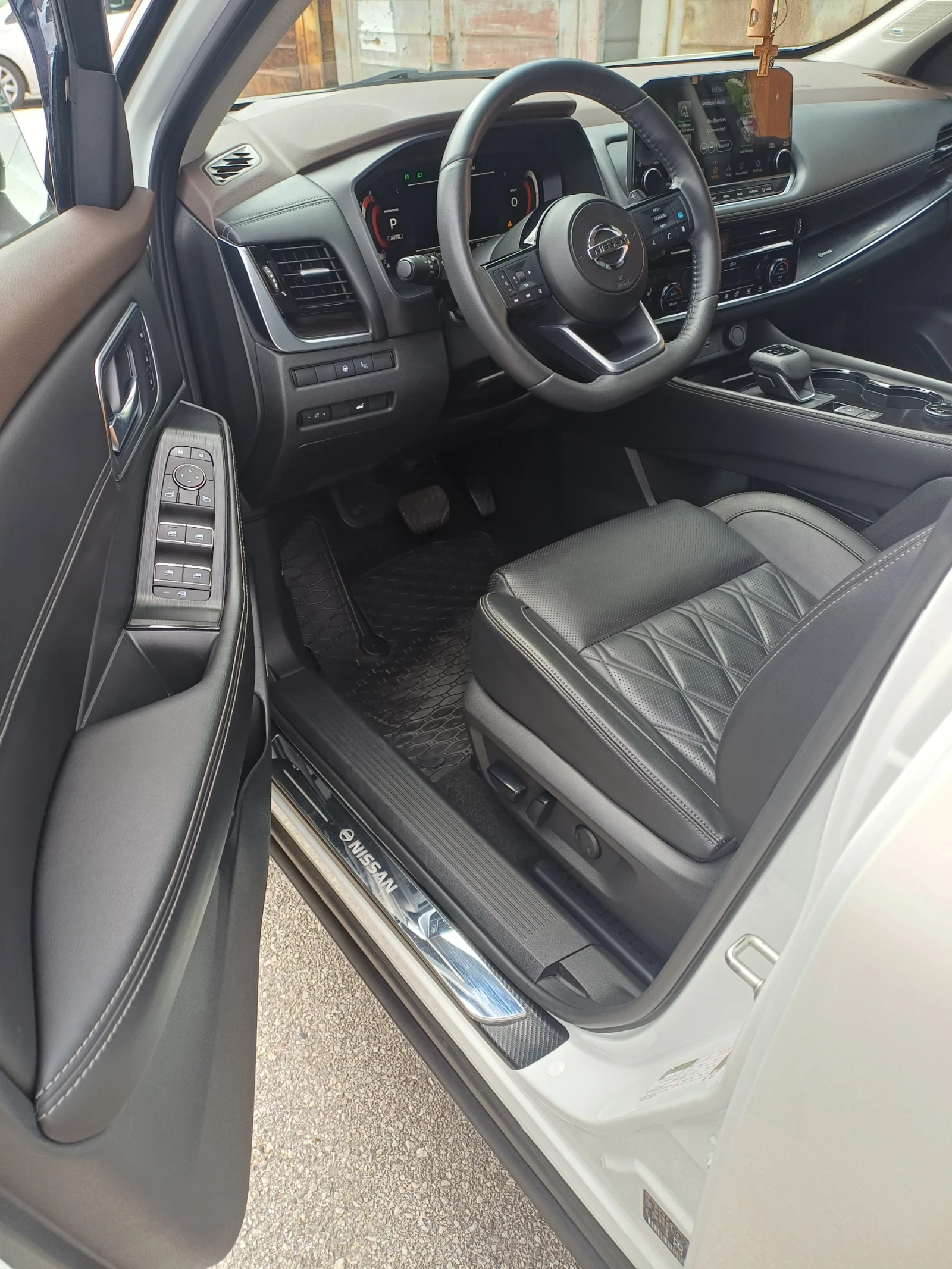 Nissan Rogue Рог.Платинум. 2.5 , снимка 7 - Автомобили и джипове - 54632449