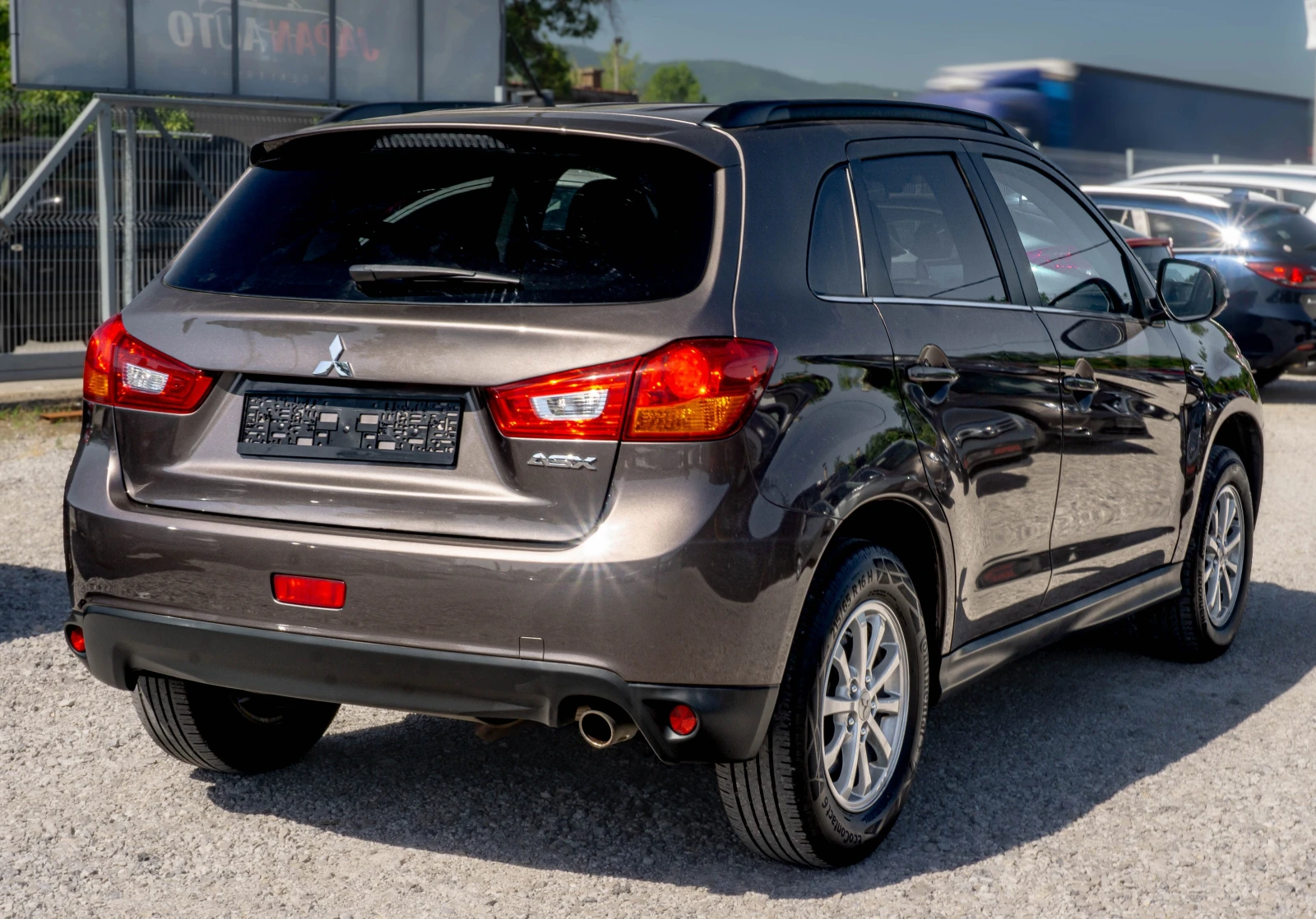 Mitsubishi ASX 1.6 бензин FACELIFT! ТОП! С ГАРАНЦИЯ! , снимка 4 - Автомобили и джипове - 55085665