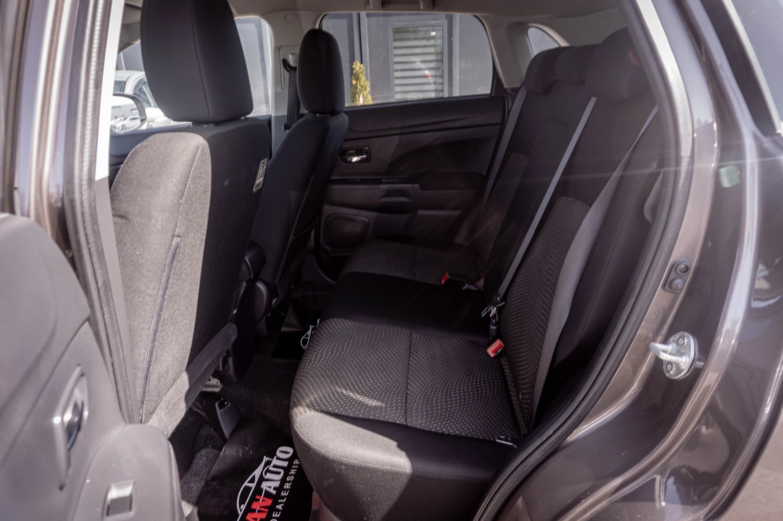 Mitsubishi ASX 1.6 бензин FACELIFT! ТОП! С ГАРАНЦИЯ! , снимка 9 - Автомобили и джипове - 55085665