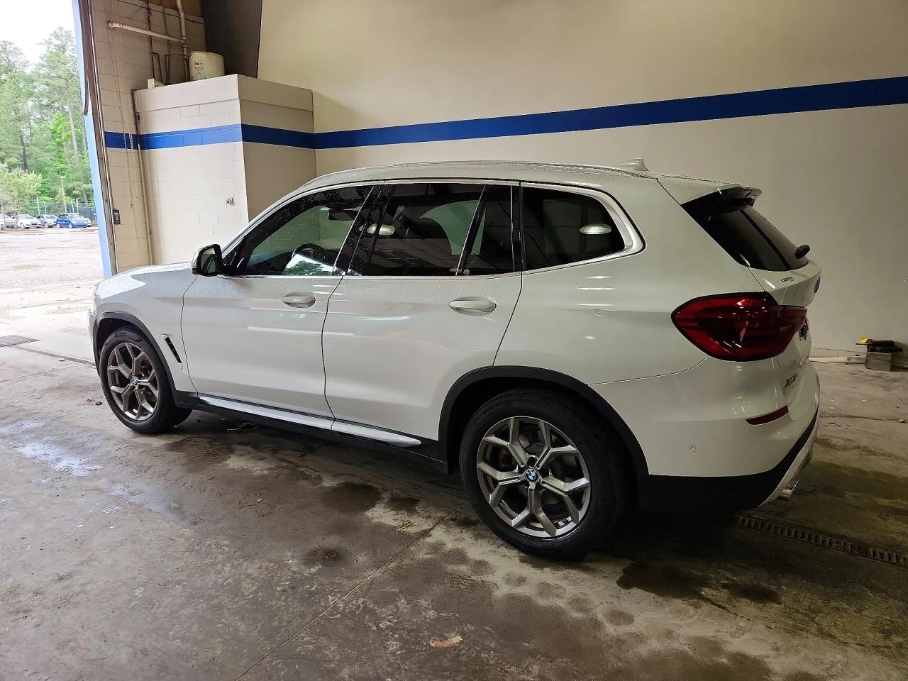 BMW X3 2.0l xDrive30I, снимка 2 - Автомобили и джипове - 55093520