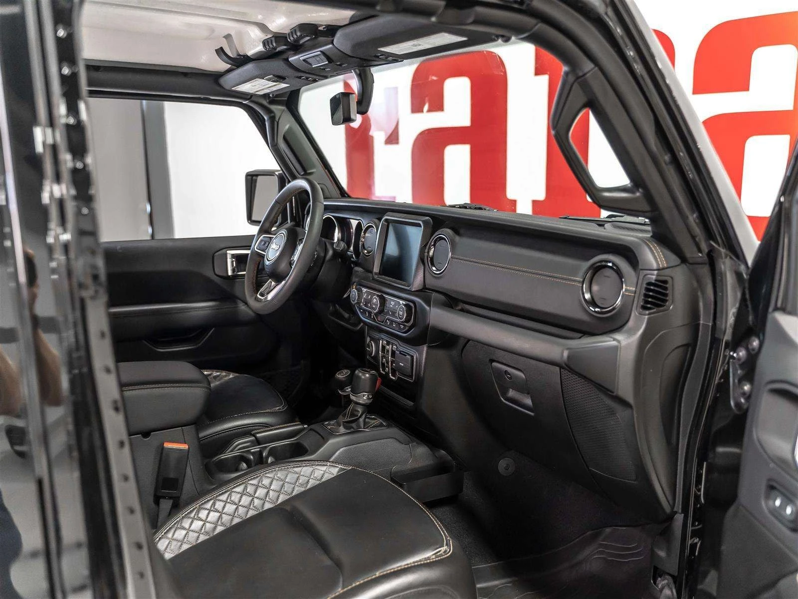 Jeep Gladiator * $362 BI WEEKLY $5000 DOWN Two Sets of WheelsHigh, снимка 10 - Автомобили и джипове - 55872442