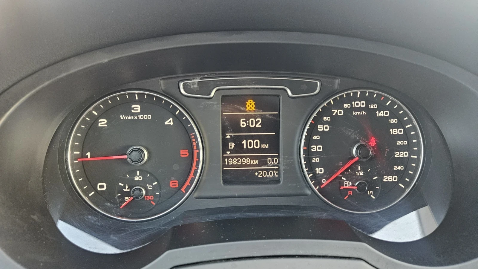 Audi Q3 2.0 TDI..QUATTRO , снимка 15 - Автомобили и джипове - 56638670