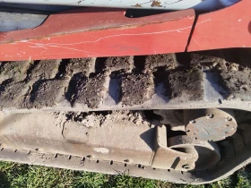 Мини челни товарачи Takeuchi TL130, снимка 4