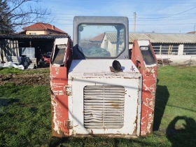 Мини челни товарачи Takeuchi TL130, снимка 5 - Индустриална техника - 53674335