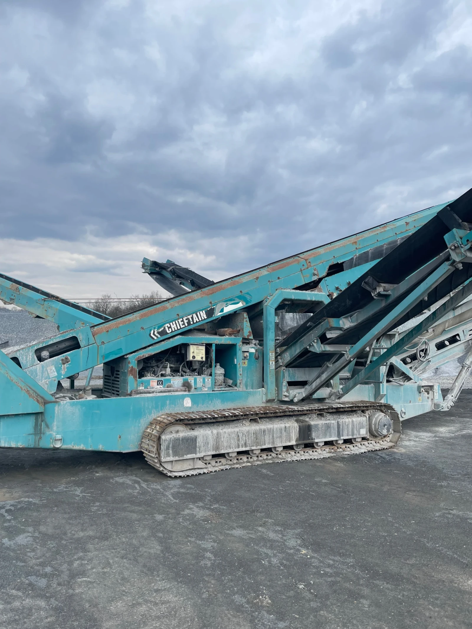 Машини за насипни материали Друга Powerscreen 2100
