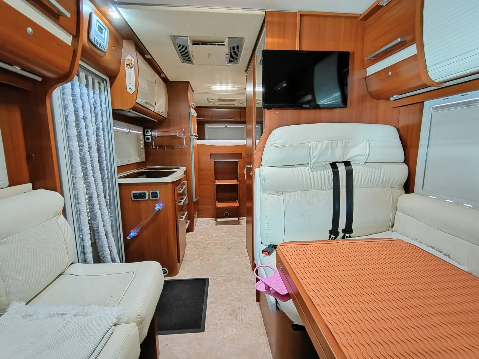 Кемпер Mobilvetta M 600, снимка 14 - Каравани и кемпери - 56016954