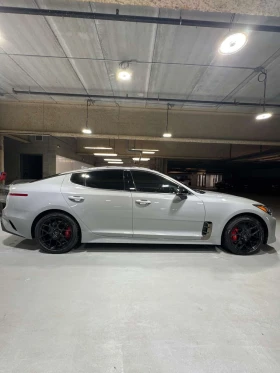 Kia Stinger * 2 КЛЮЧА * BREMBO * H/K * ДИСТРОНИК * ОБДУХВАНЕ, снимка 3