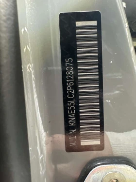 Kia Stinger * 2 КЛЮЧА * BREMBO * H/K * ДИСТРОНИК * ОБДУХВАНЕ, снимка 10