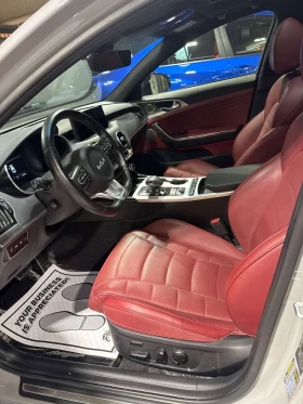 Kia Stinger * 2 КЛЮЧА * BREMBO * H/K * ДИСТРОНИК * ОБДУХВАНЕ, снимка 5