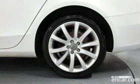 Audi A4 30 TDI Dynamic B8, снимка 5
